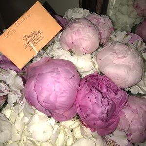 Meet your Posher, Lezly